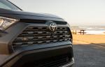 Toyota RAV4 Limited 2018 года (NA)